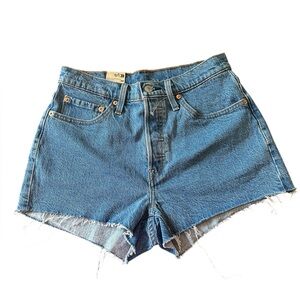 NWT Levi’s 501 Button Fly Denim Shorts 28 Blue